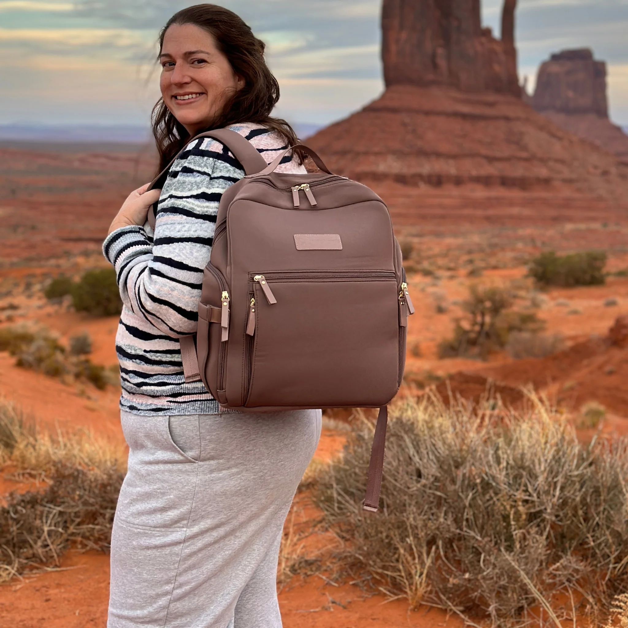 Fiona Breast Pump Backpack (Earth) - Image 4