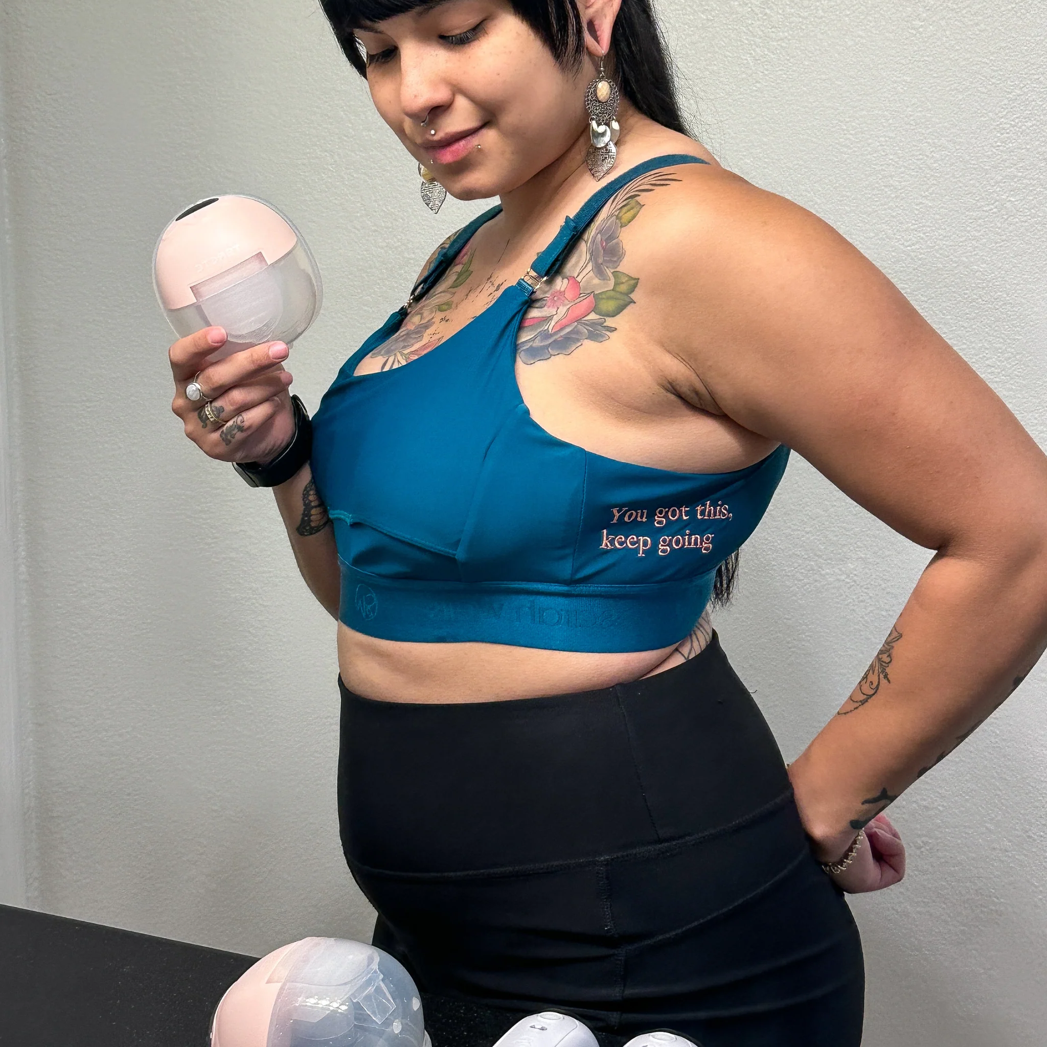 Journey Hands Free Affirmation Pumping Bra (Deep Teal) - Image 10
