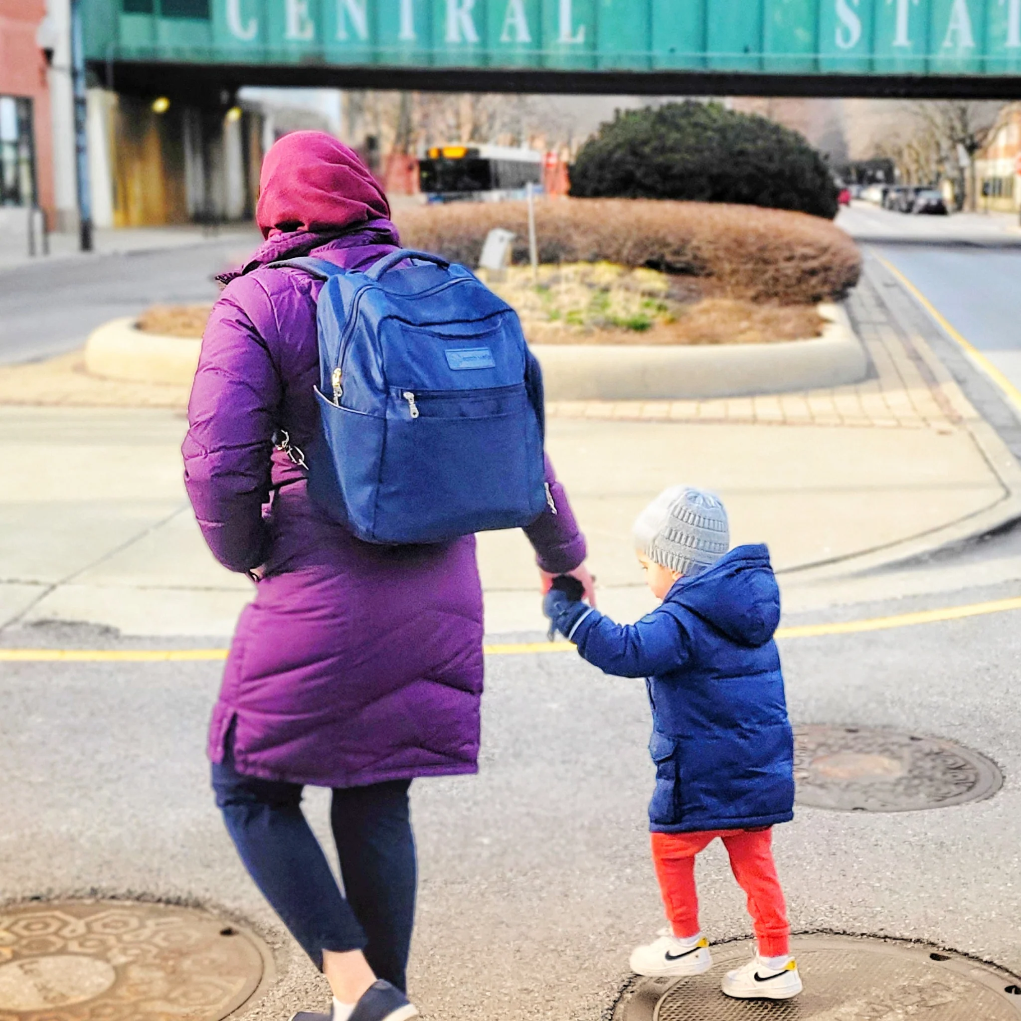 Kelly Breast Pump Backpack (Indigo) - Image 6
