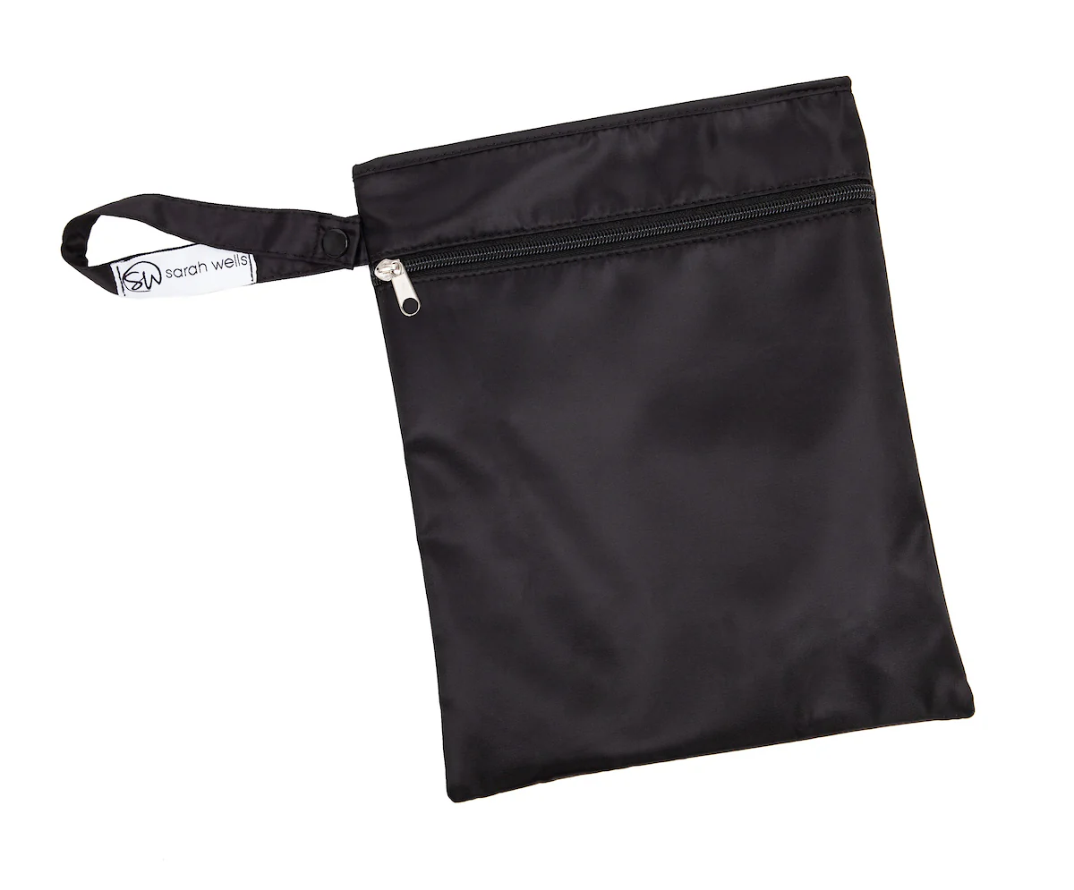 Pumparoo Wet/Dry Bag with Staging Mat® (Black) - Image 3