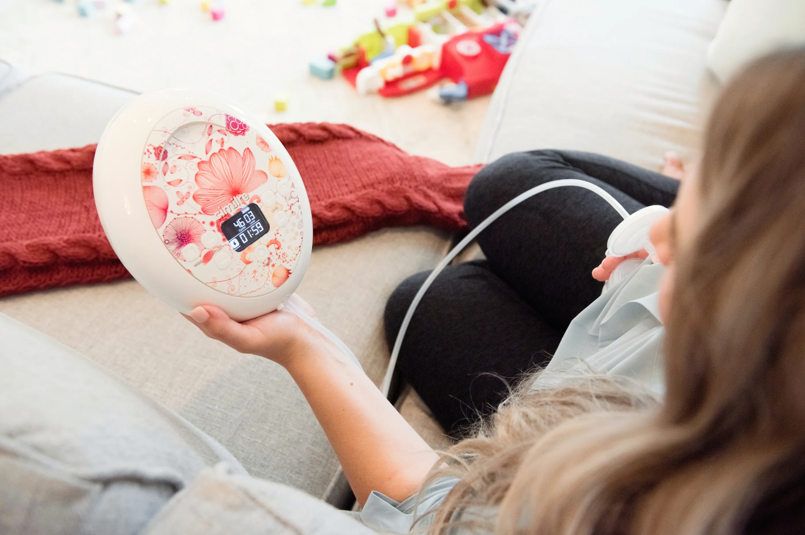 S6+ Adjustable Rechargeable Breast Pump - Image 3