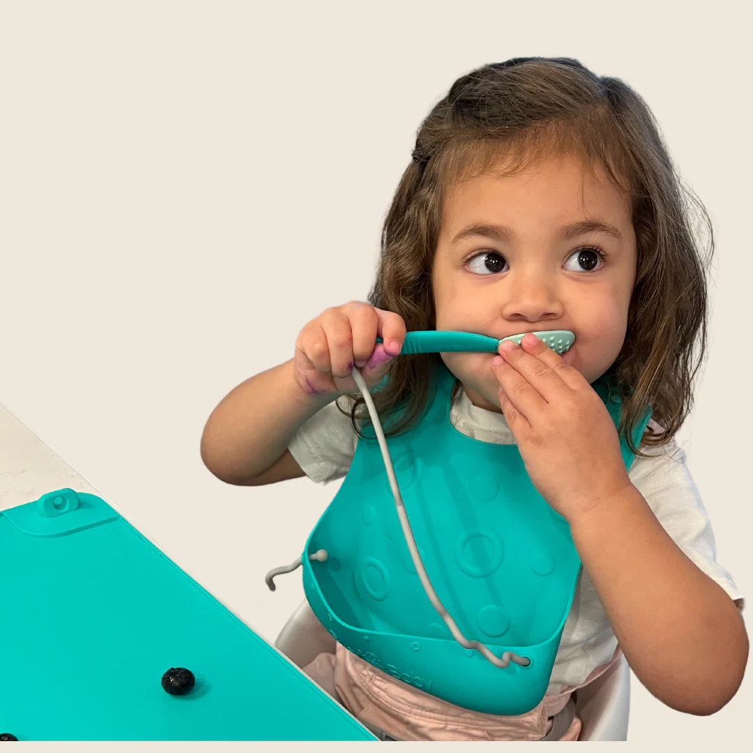 Travel Tether Bib - Image 8